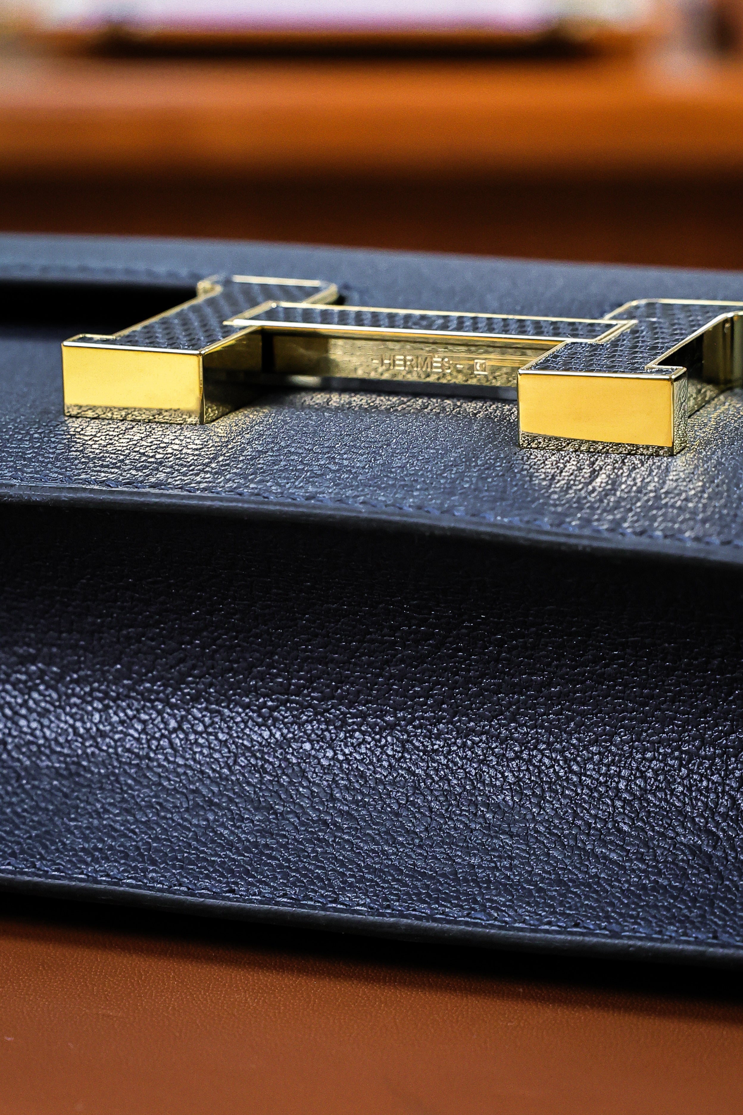 Constance- All Handmade Golden / Sliver  Noir ep/lizard leather