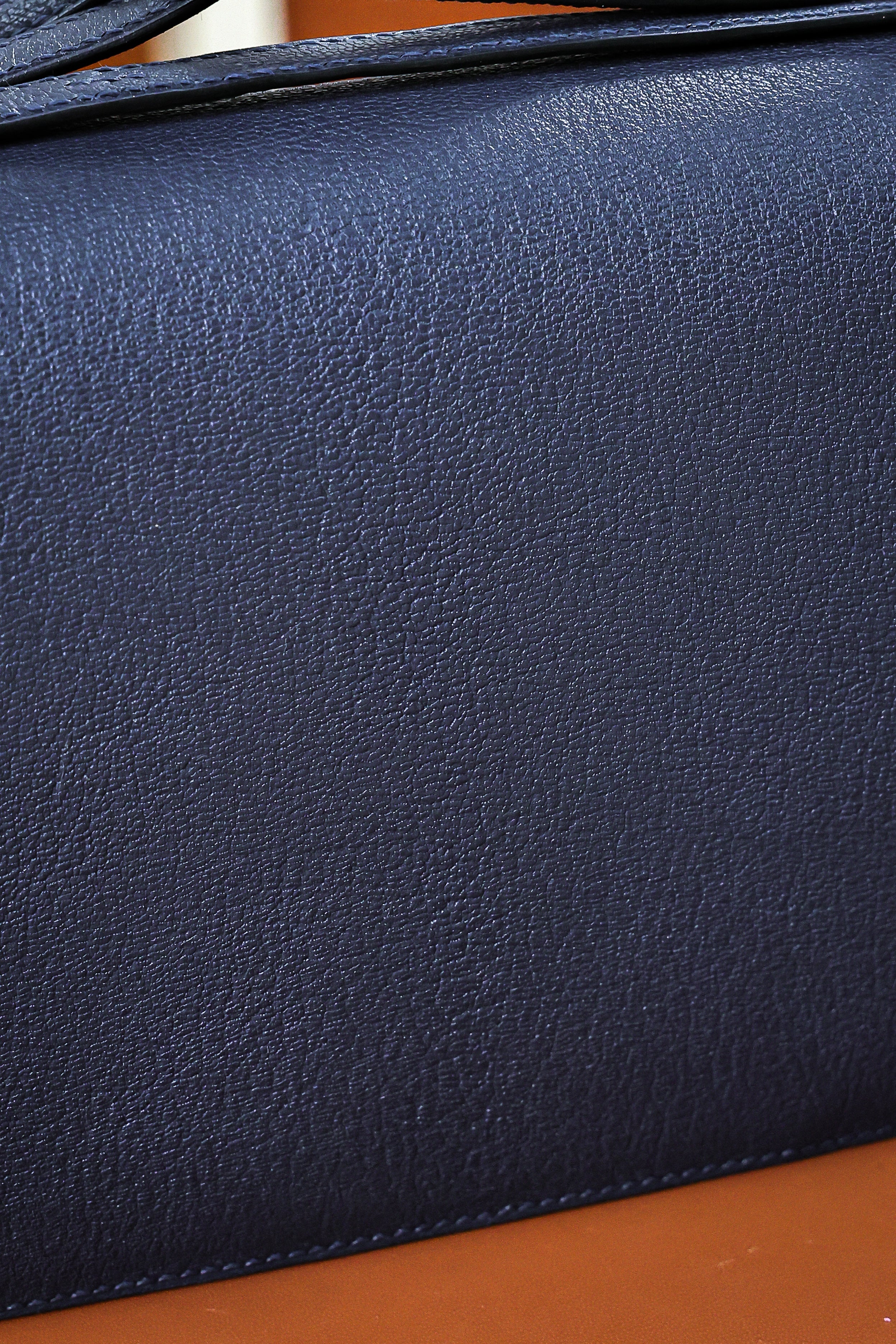 Constance- All Handmade Golden / Sliver  Noir ep/lizard leather