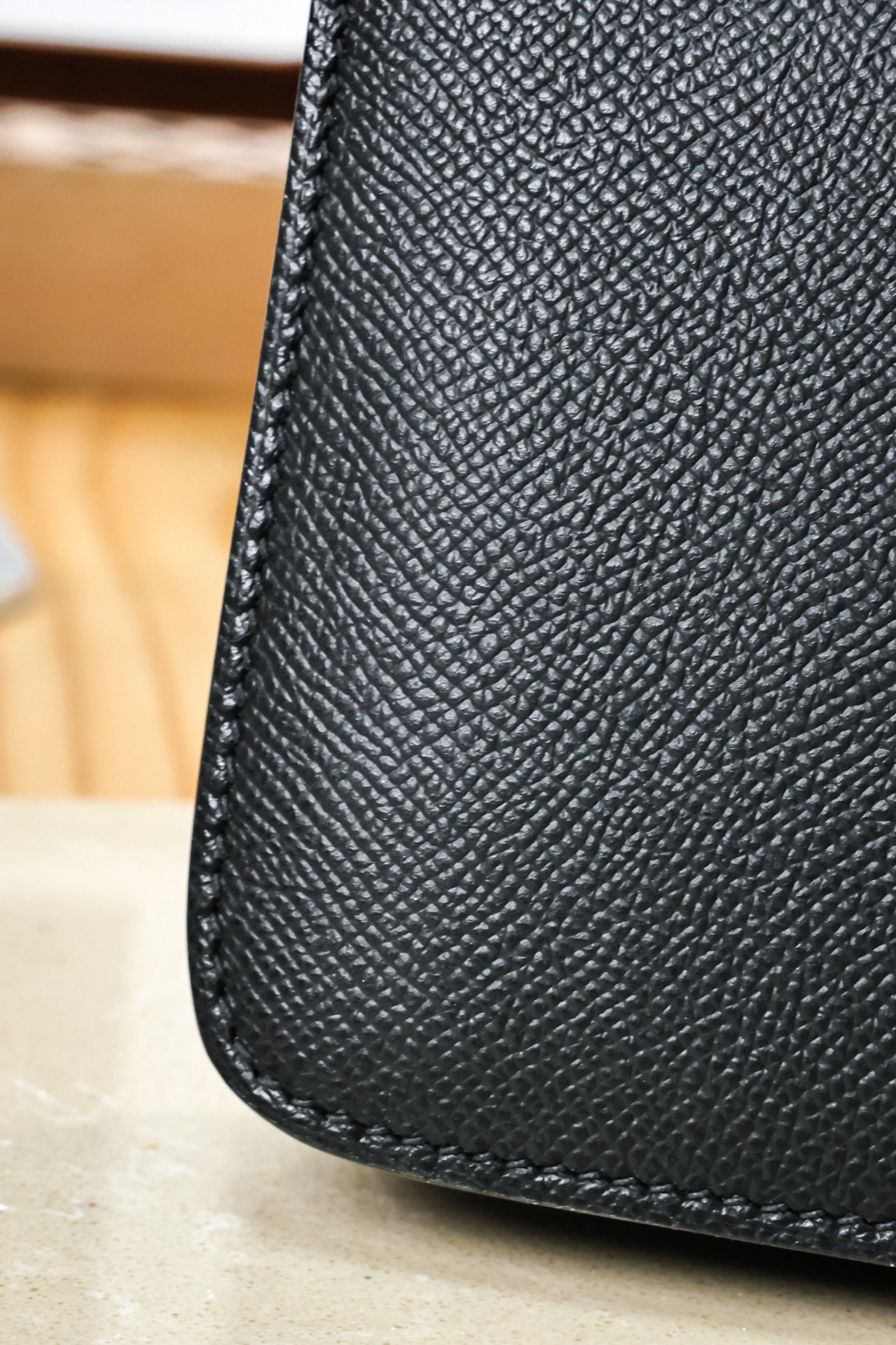 Constance- All Handmade Golden / Sliver  Noirep leather