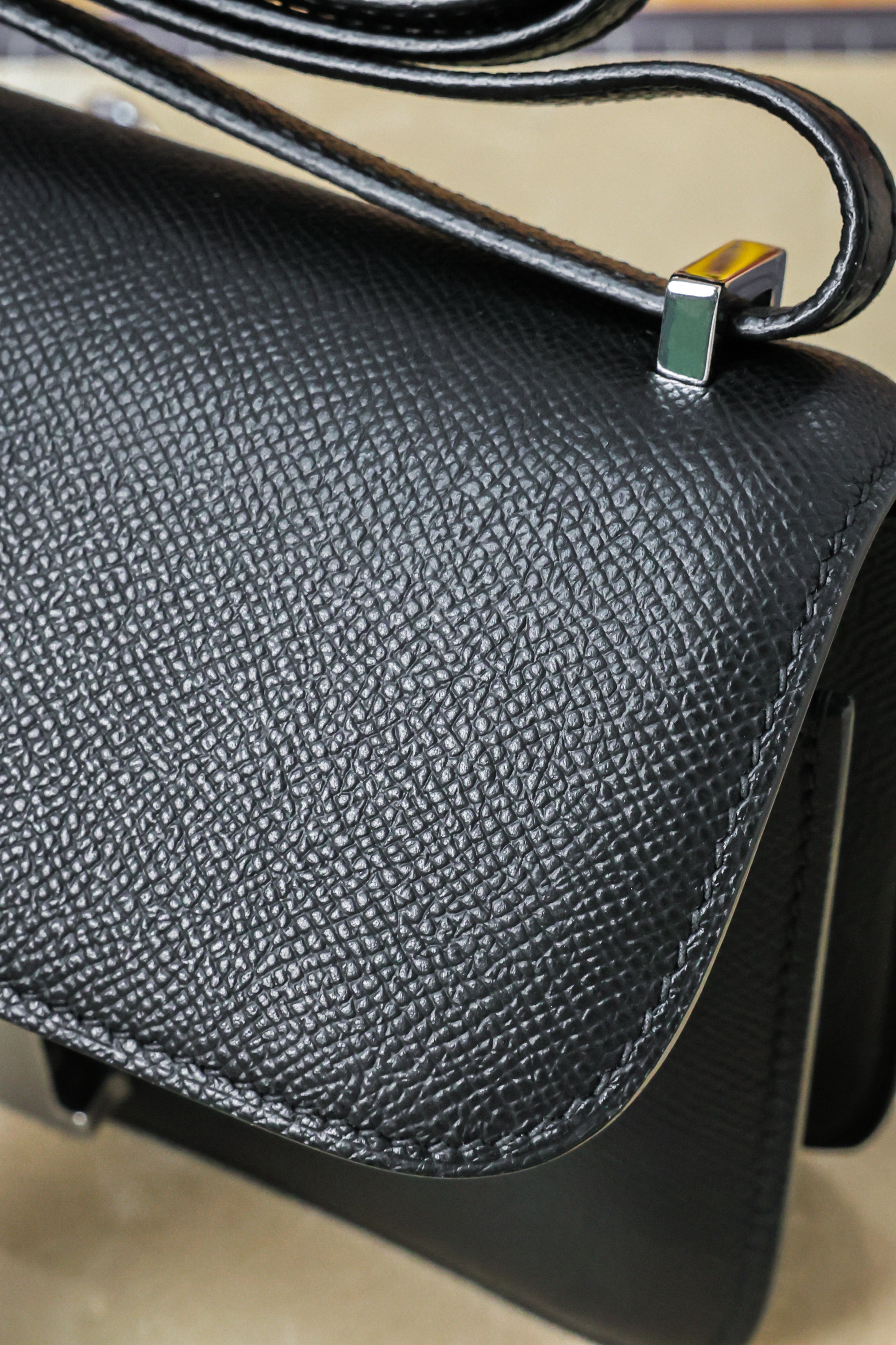 Constance- All Handmade Golden / Sliver  Noirep leather