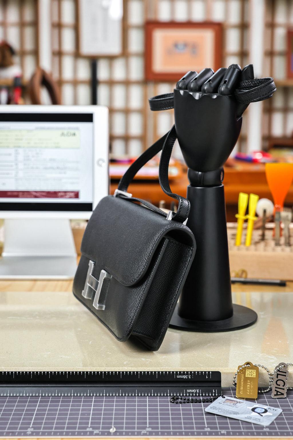 Constance- All Handmade Golden / Sliver  Noirep leather