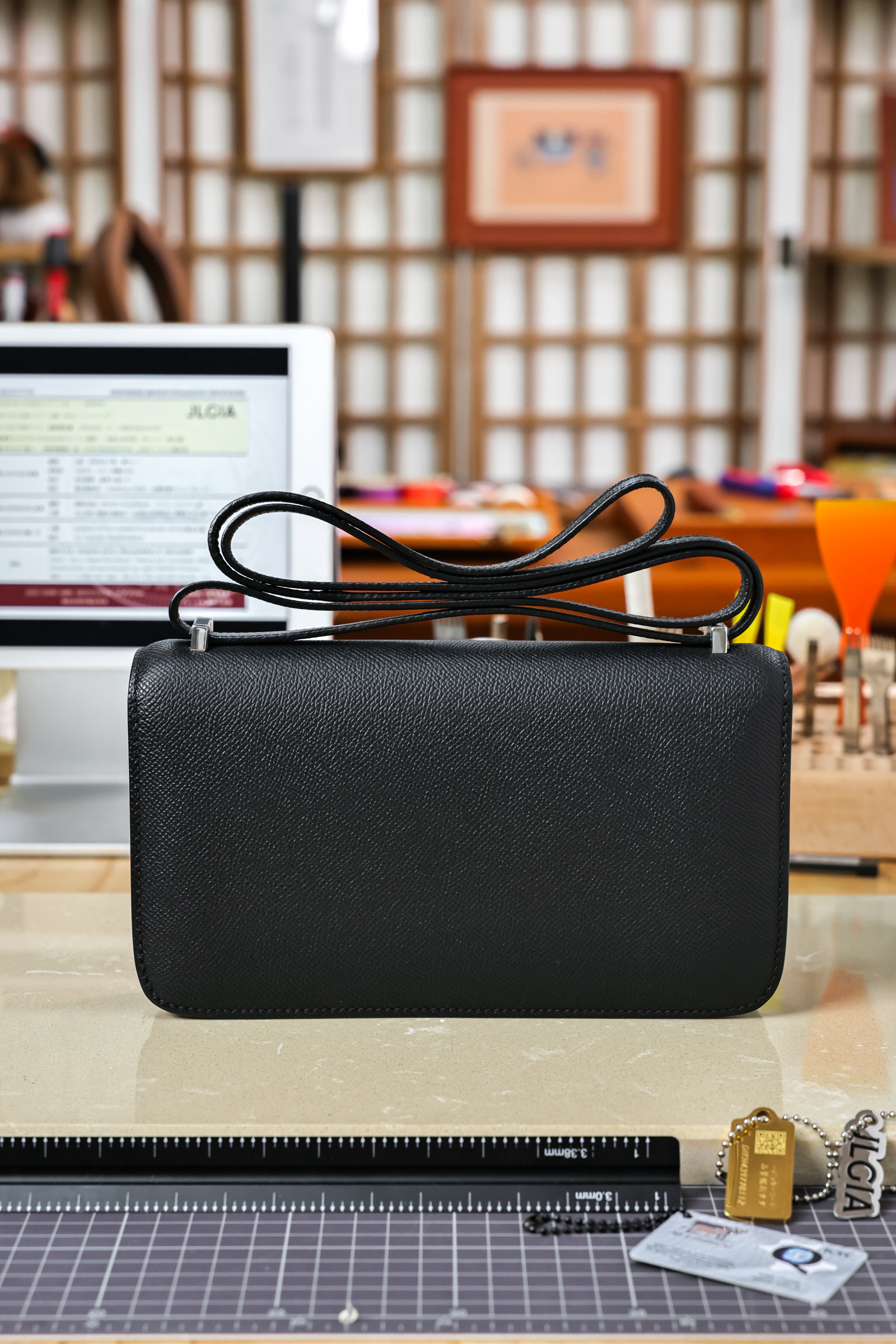 Constance- All Handmade Golden / Sliver  Noirep leather