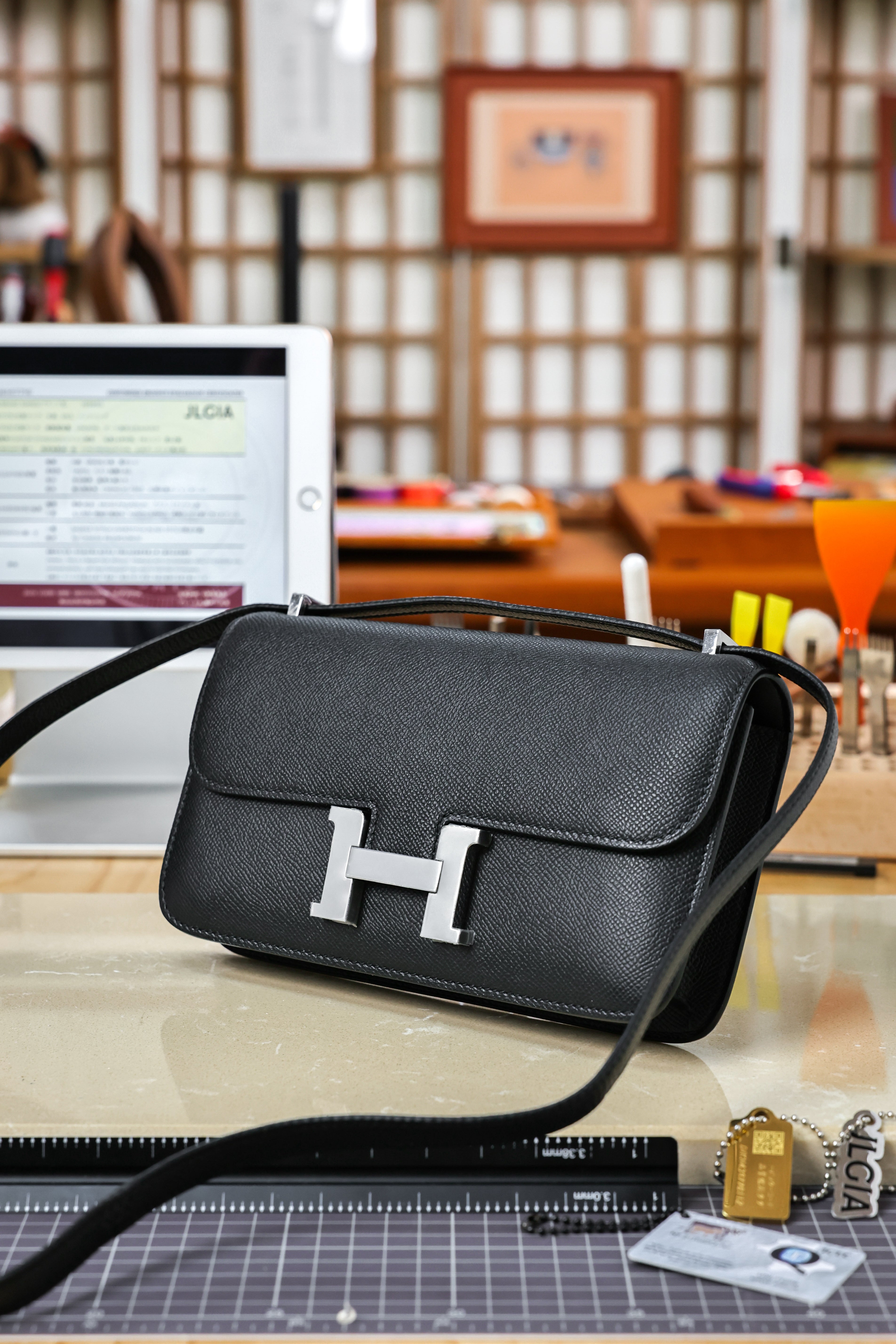 Constance- All Handmade Golden / Sliver  Noirep leather