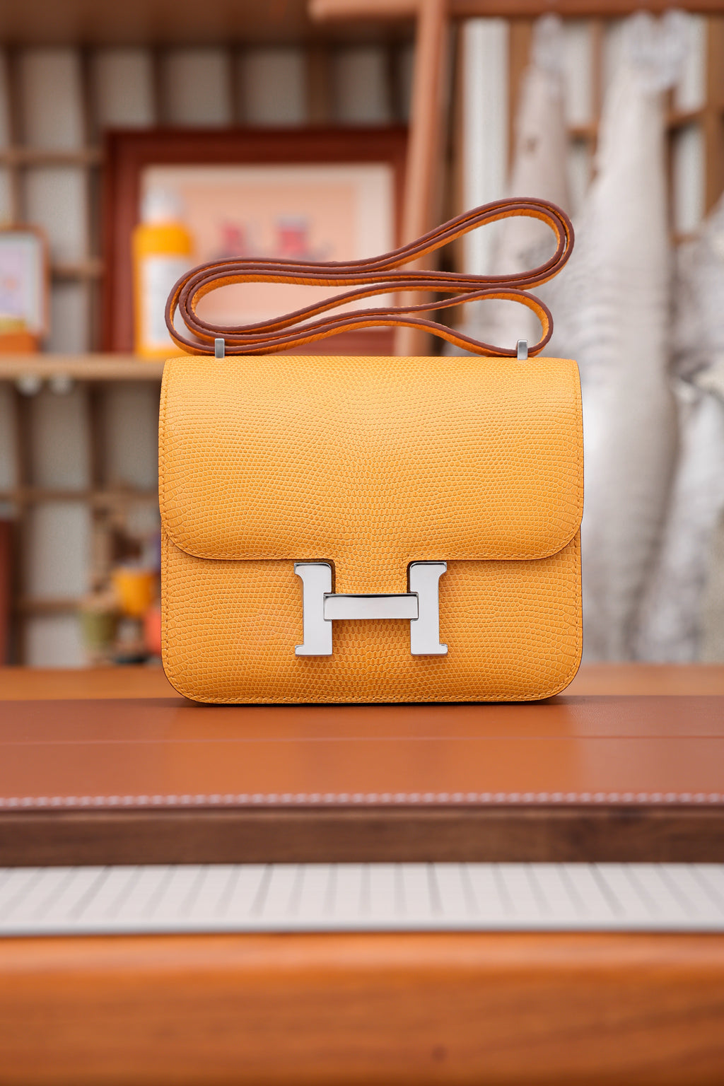 Constance- All Handmade Golden / Sliver Jaune d‘or lizard leather