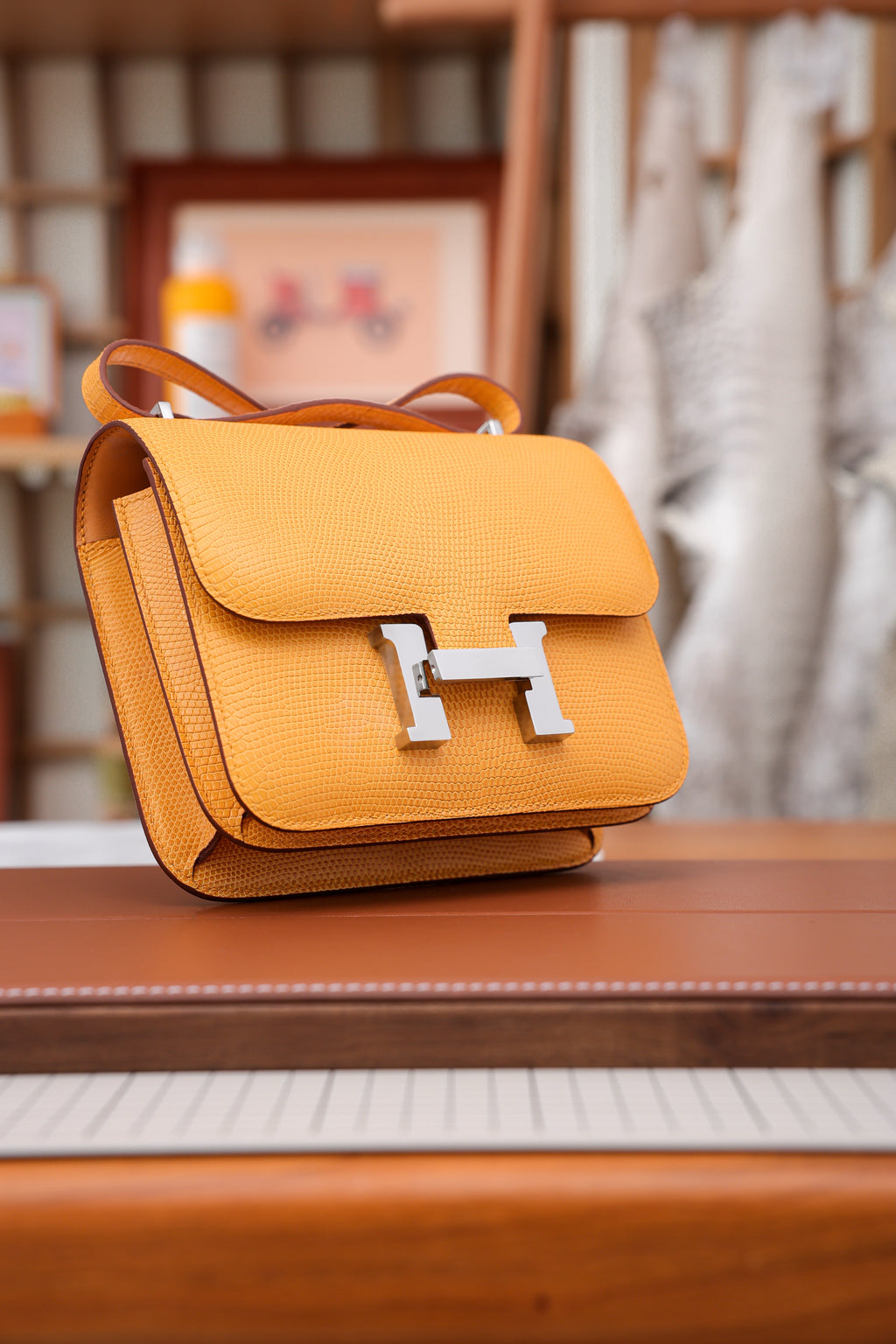 Constance- All Handmade Golden / Sliver Jaune d‘or lizard leather