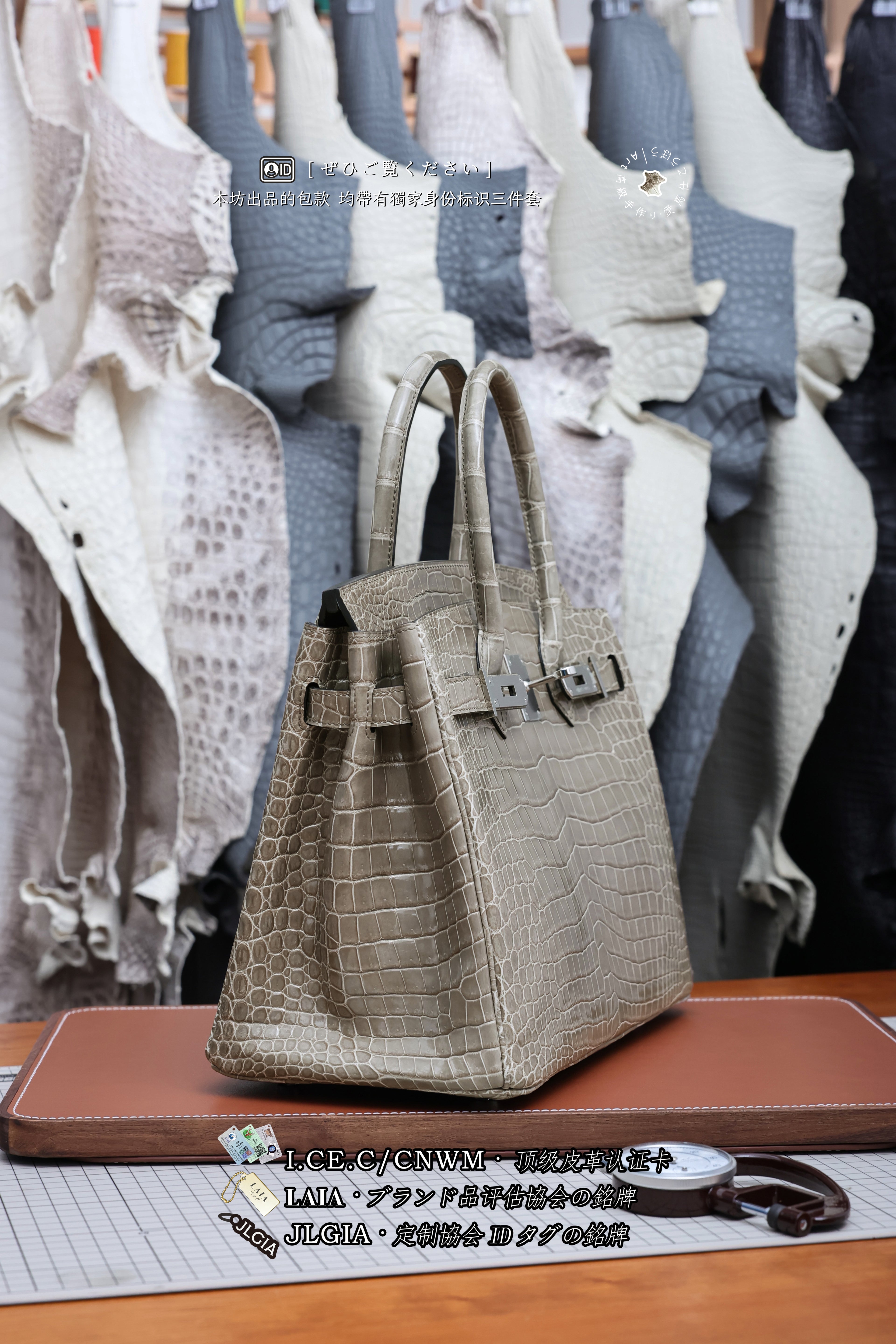 BK-2024 All Handmade Golden / Sliver  Hardware Gris Tourterelle  Porosus Crocodile leather