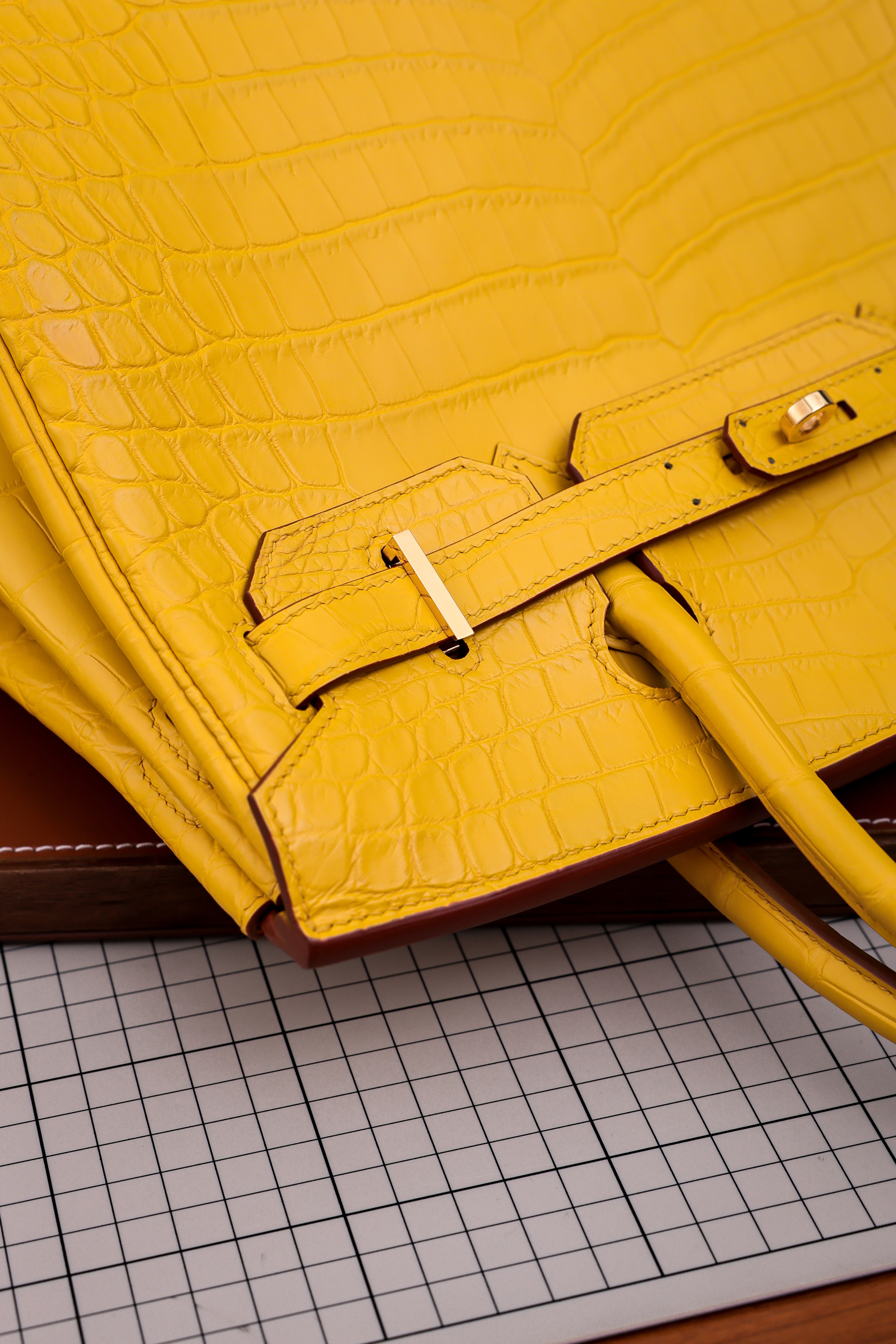 BK-2024 All Handmade Golden / Sliver Hardware Miel Matte Nile crocodile leather