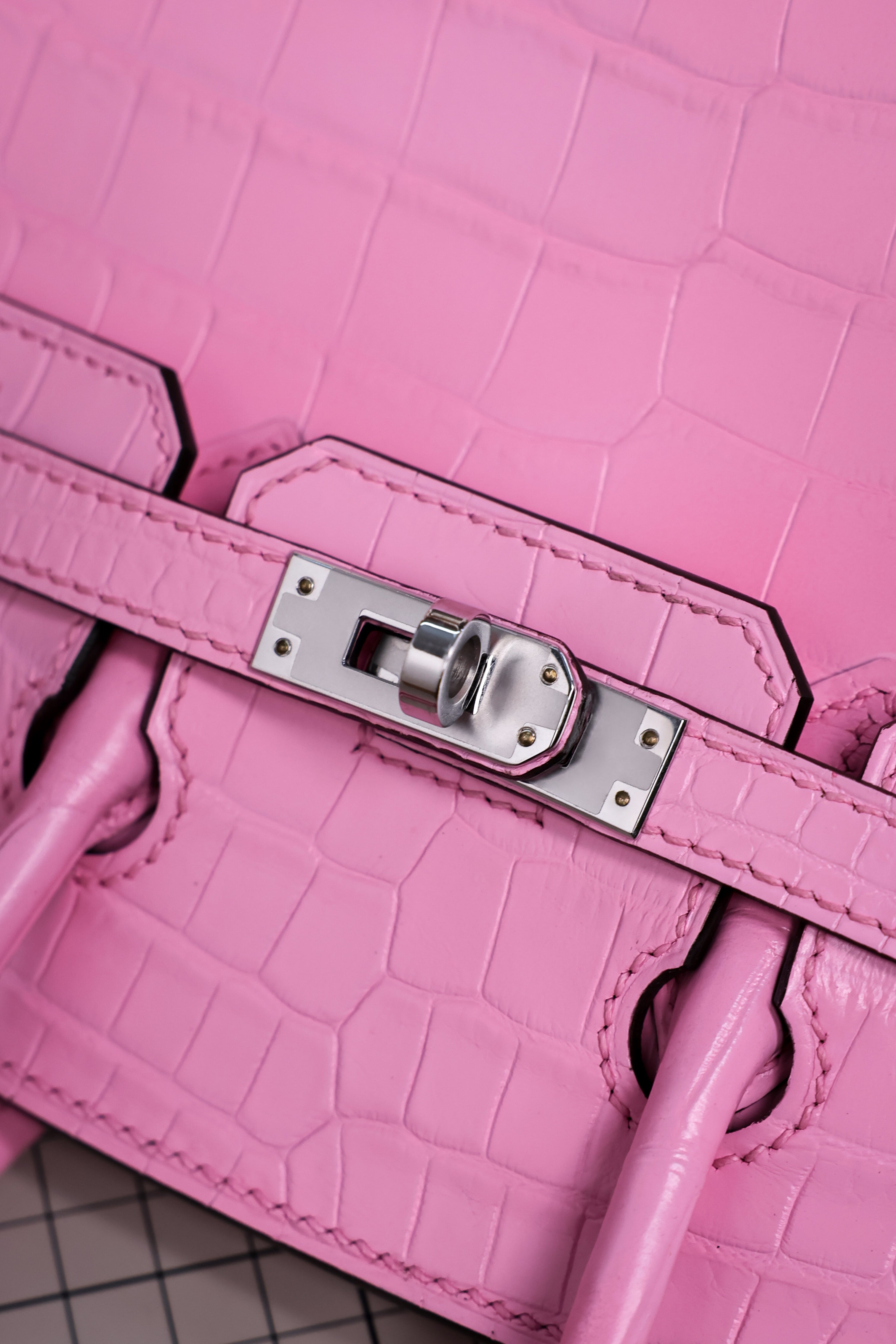 BK-2024 All Handmade Golden / Sliver Hardware Rose confetti Matte Nile crocodile leather