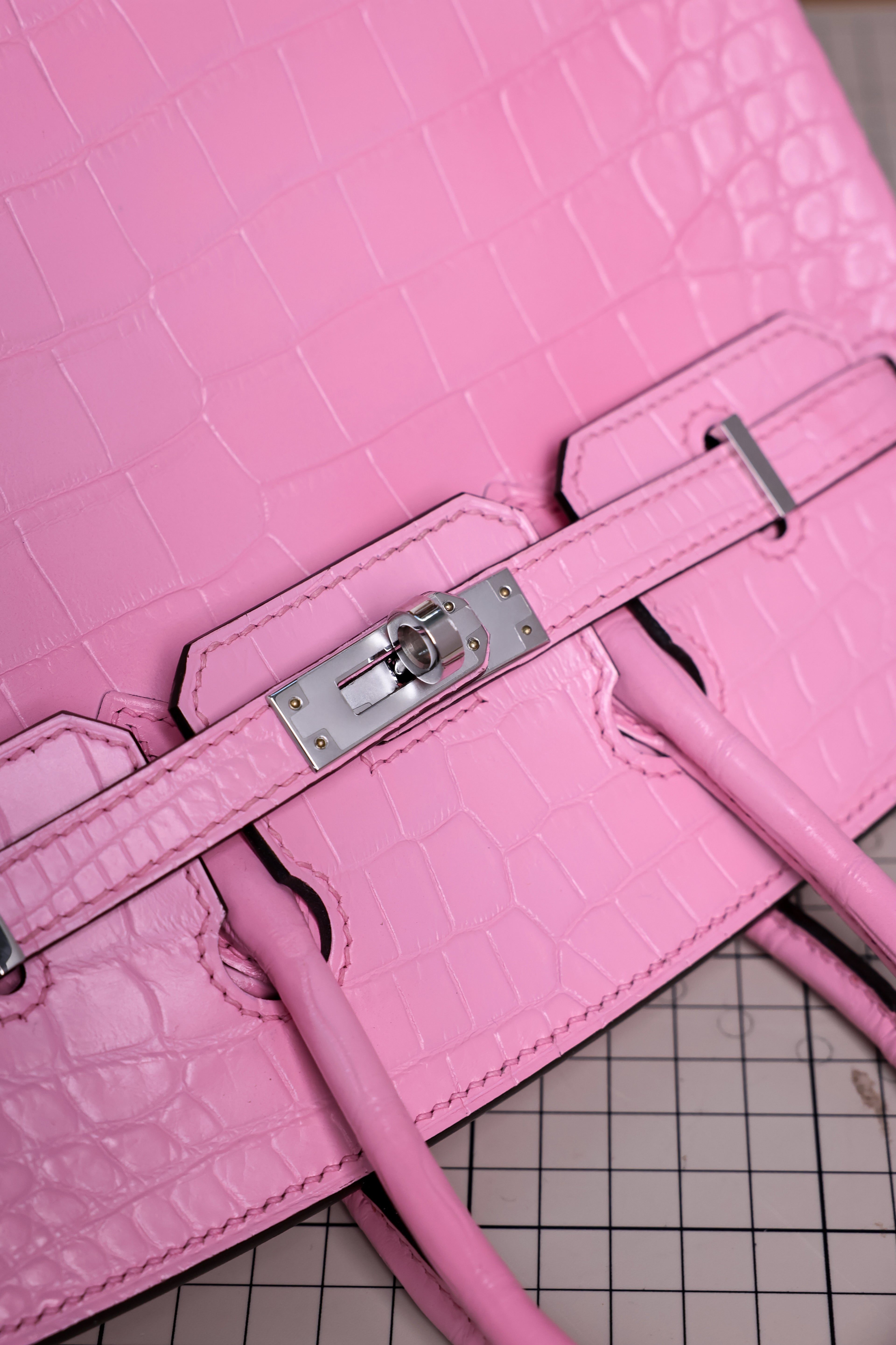 BK-2024 All Handmade Golden / Sliver Hardware Rose confetti Matte Nile crocodile leather