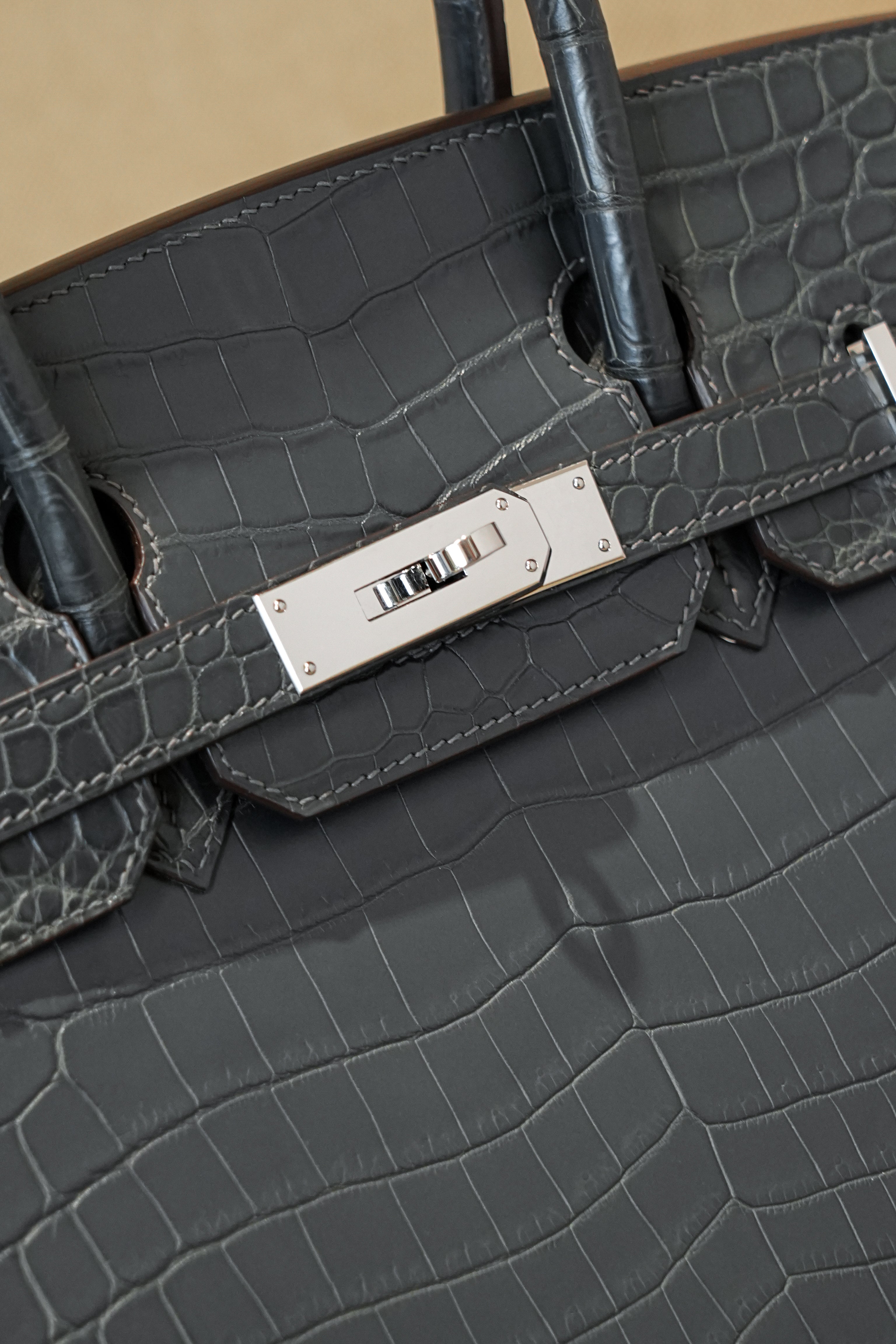 BK-2024 All Handmade Golden / Sliver Hardware Graphite Matte Nile crocodile leather