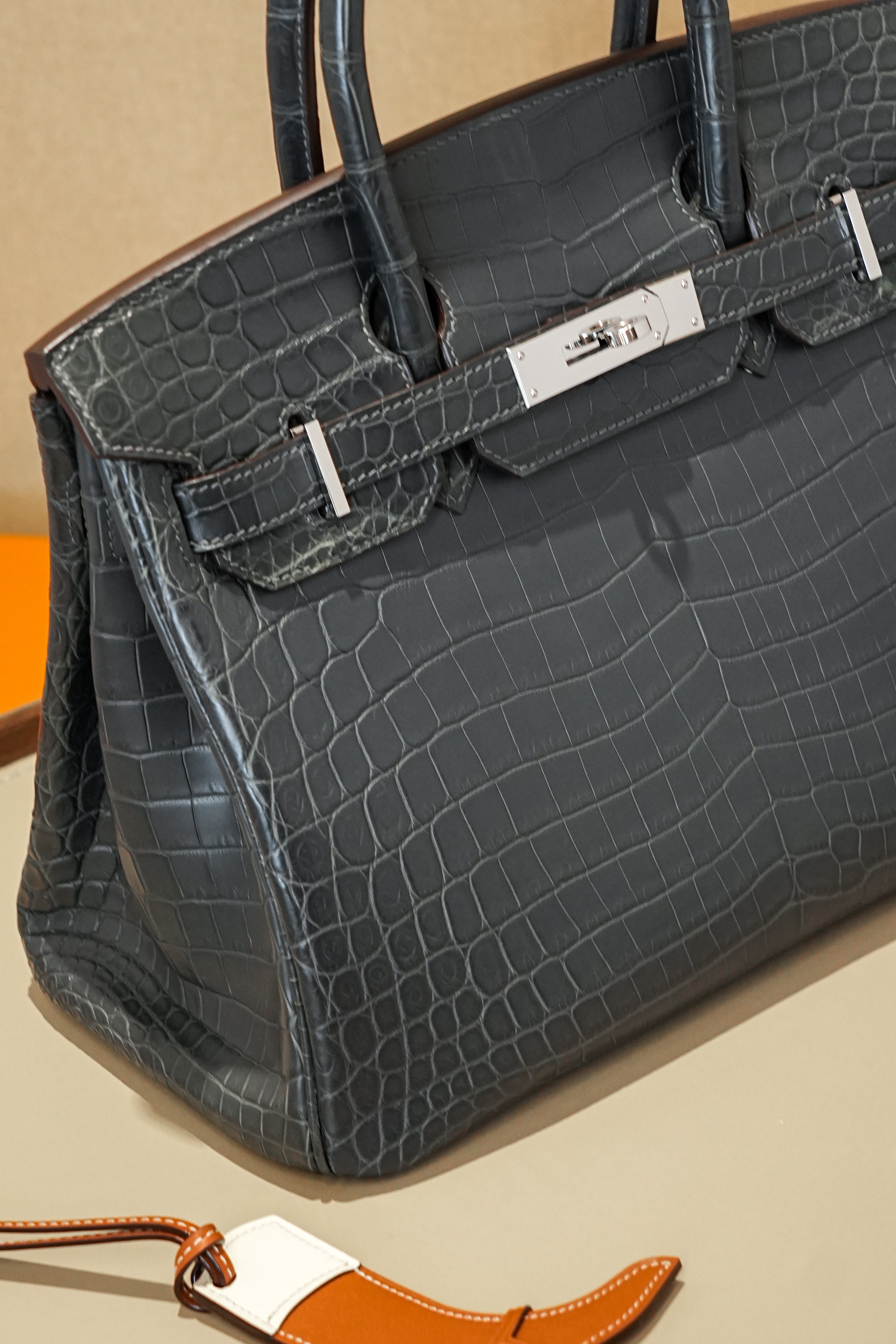 BK-2024 All Handmade Golden / Sliver Hardware Graphite Matte Nile crocodile leather