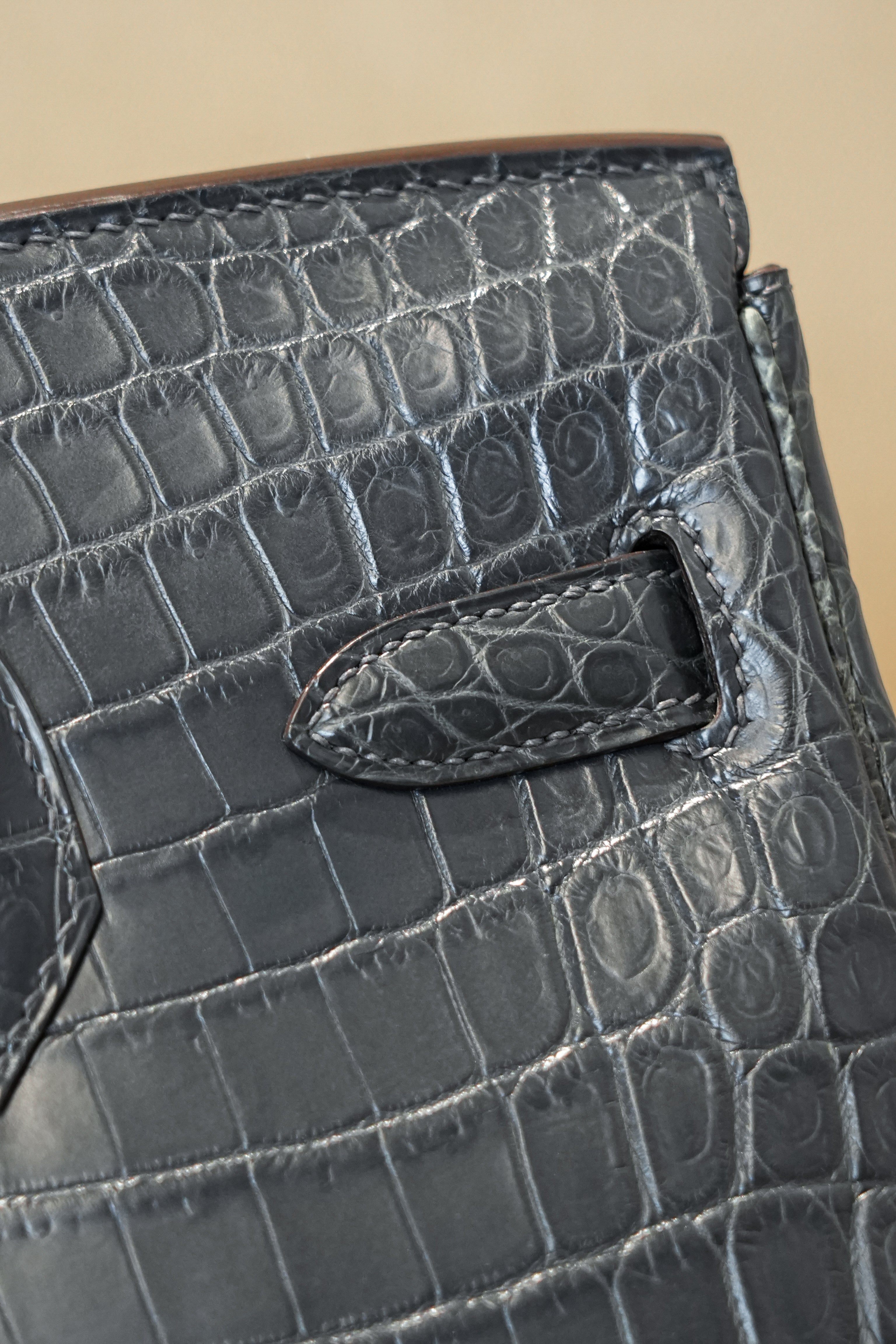 BK-2024 All Handmade Golden / Sliver Hardware Graphite Matte Nile crocodile leather