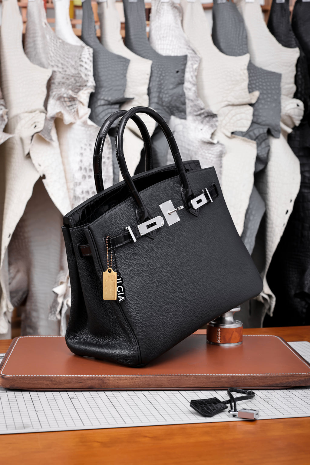 Birkin- All Handmade Golden / Sliver Noir Crocodile/togo leather