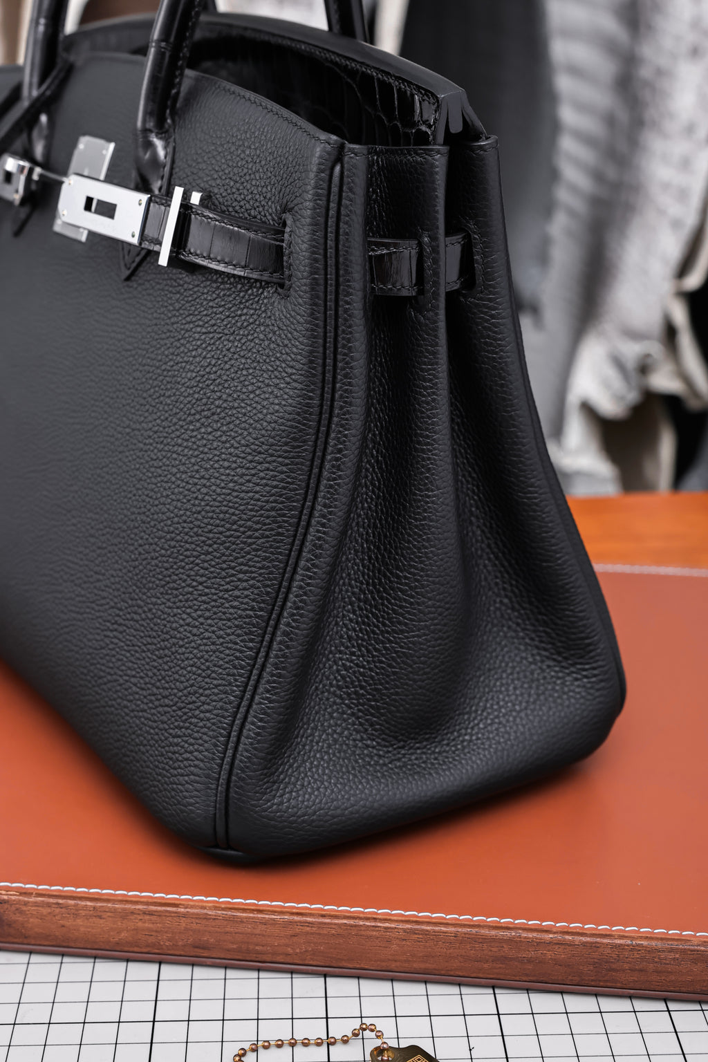 Birkin- All Handmade Golden / Sliver Noir Crocodile/togo leather