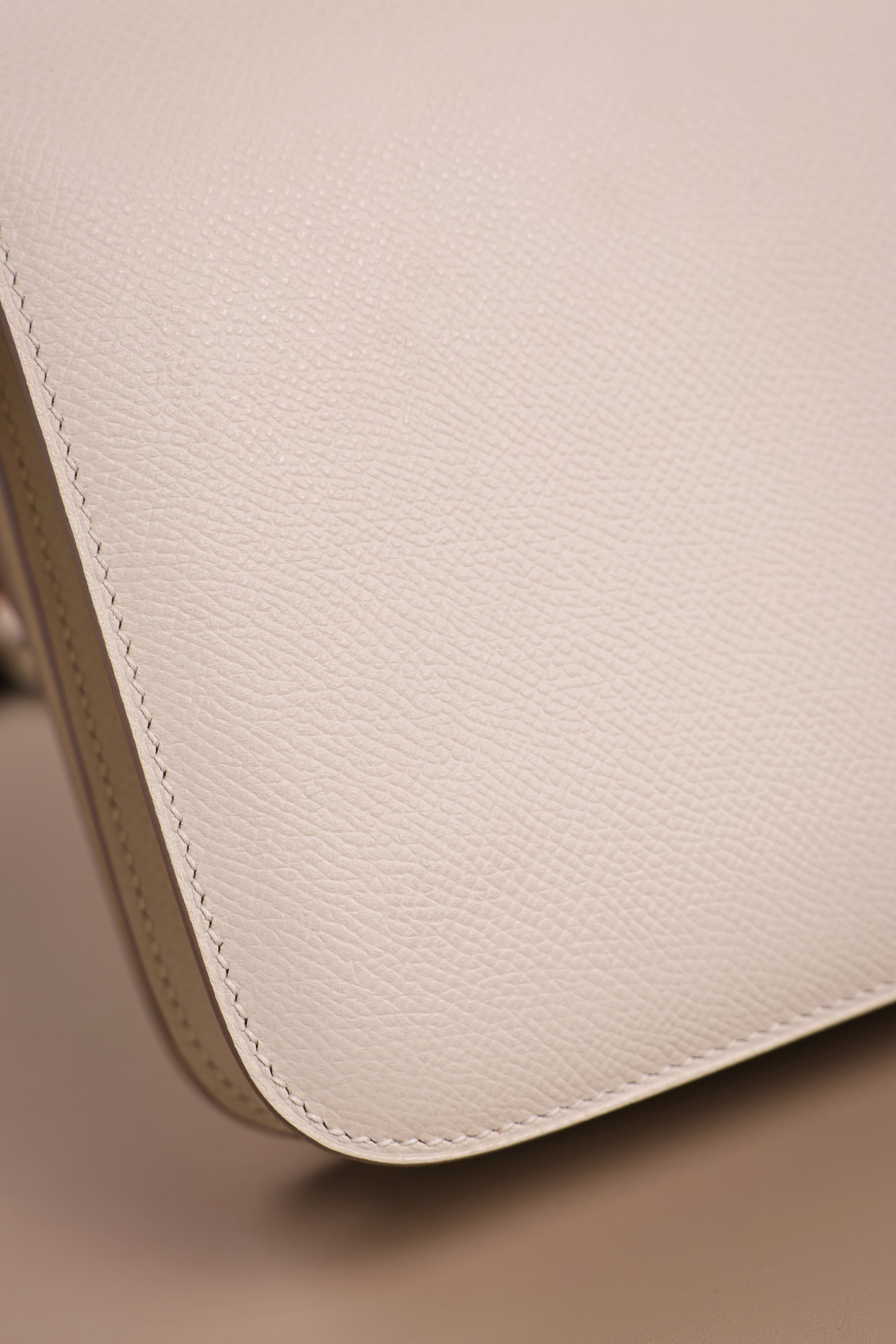 Constance- All Handmade Golden / Sliver Craie  The ep leather