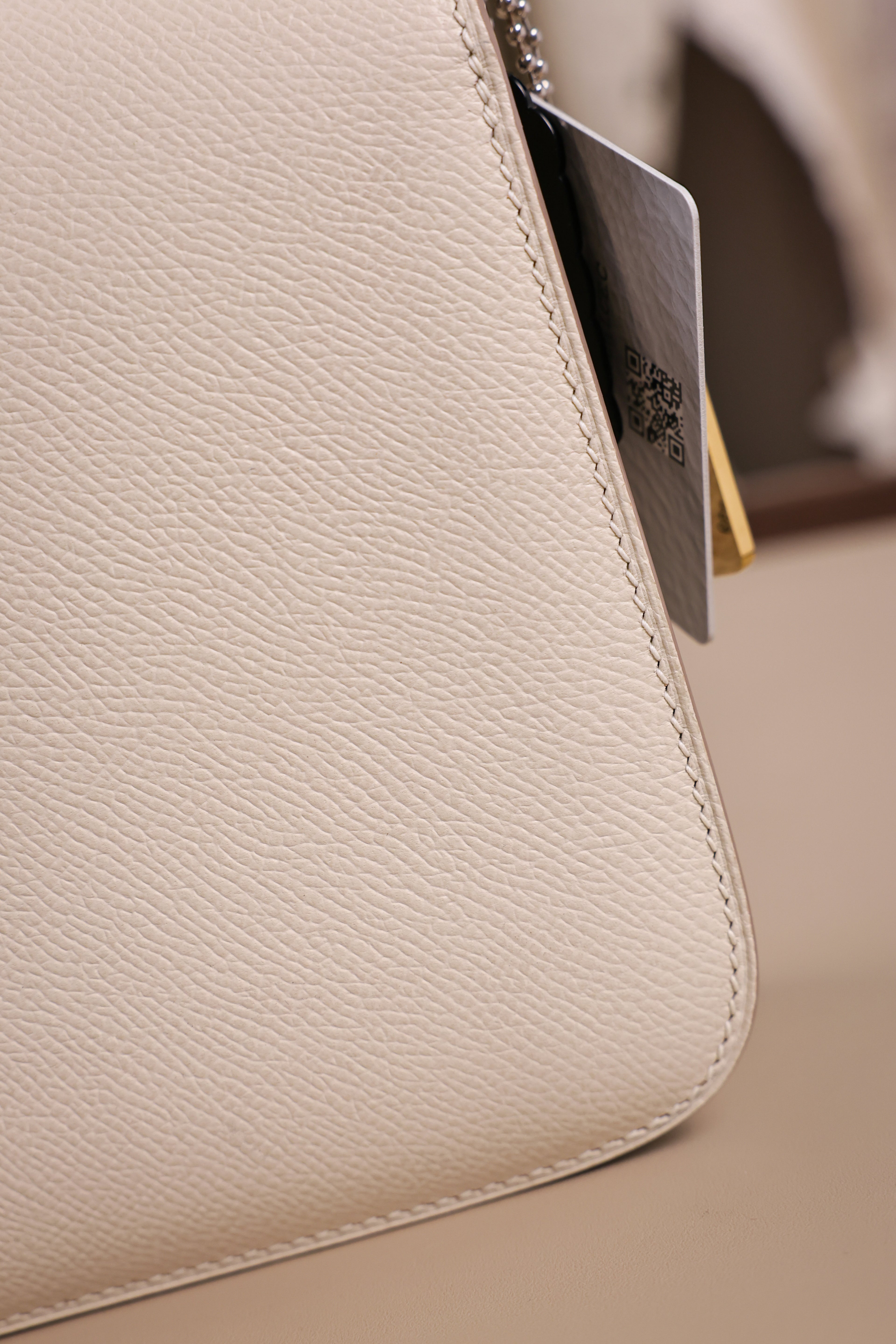 Constance- All Handmade Golden / Sliver Craie  The ep leather