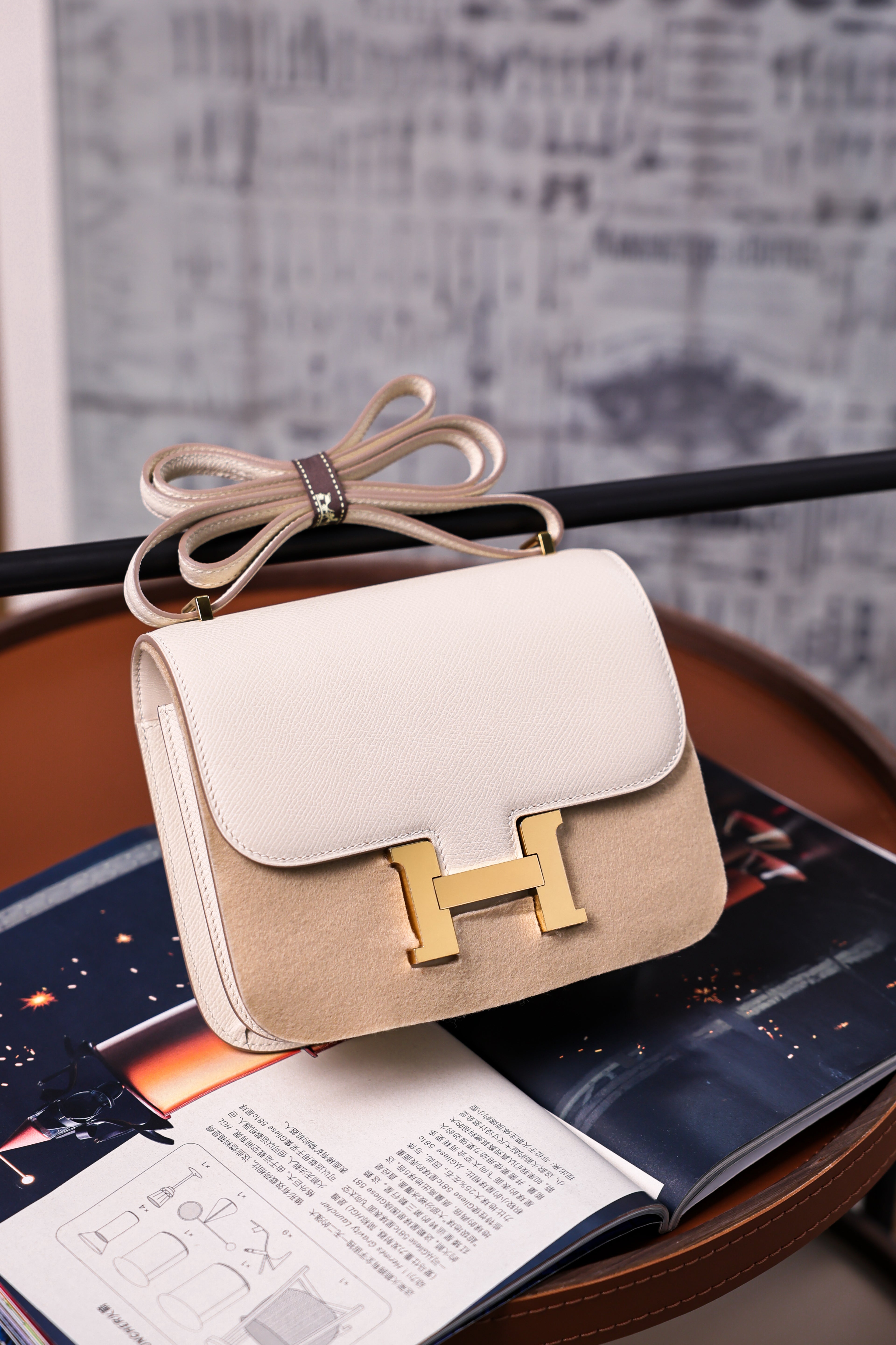 Constance- All Handmade Golden / Sliver Craie  The ep leather