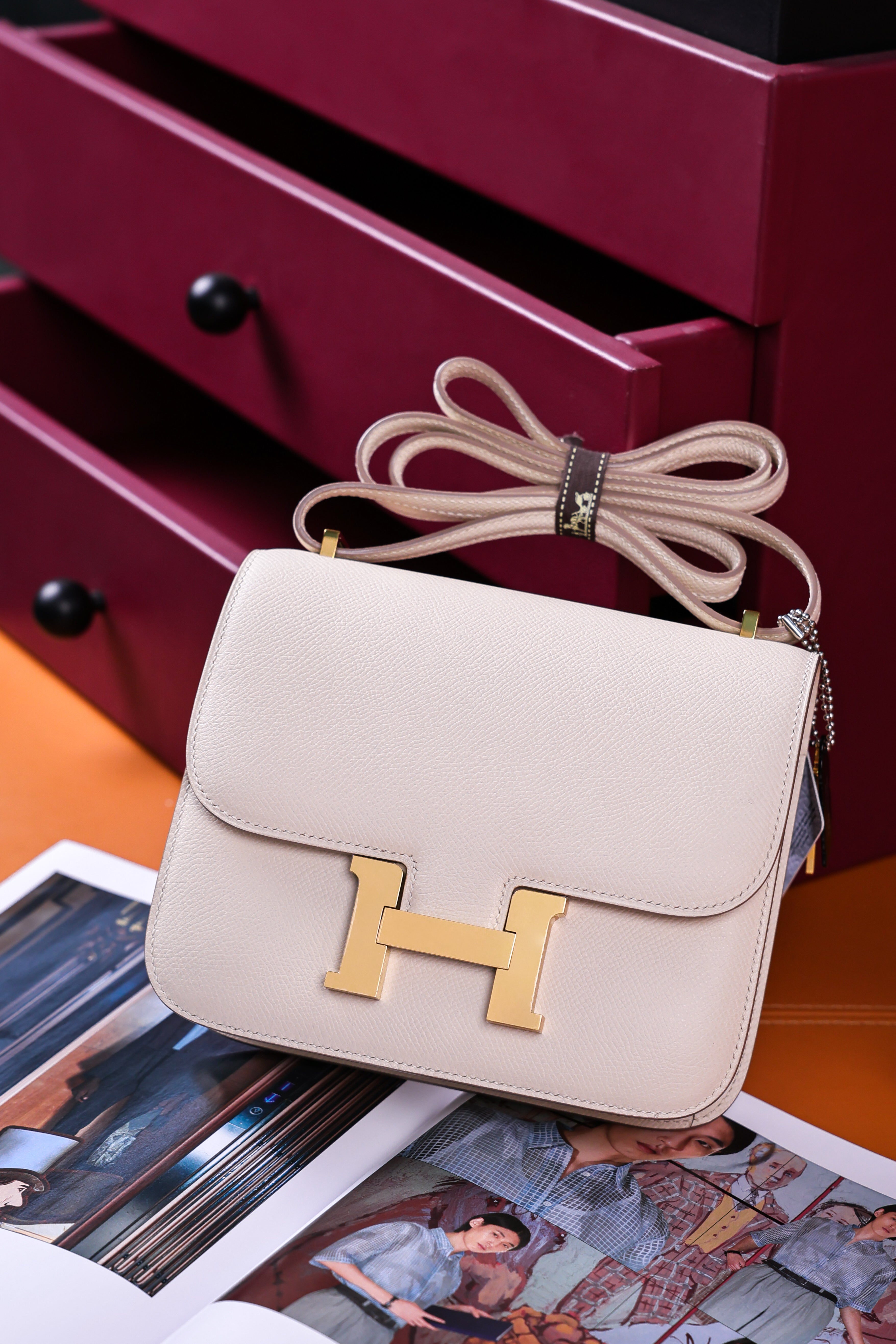 Constance- All Handmade Golden / Sliver Craie  The ep leather