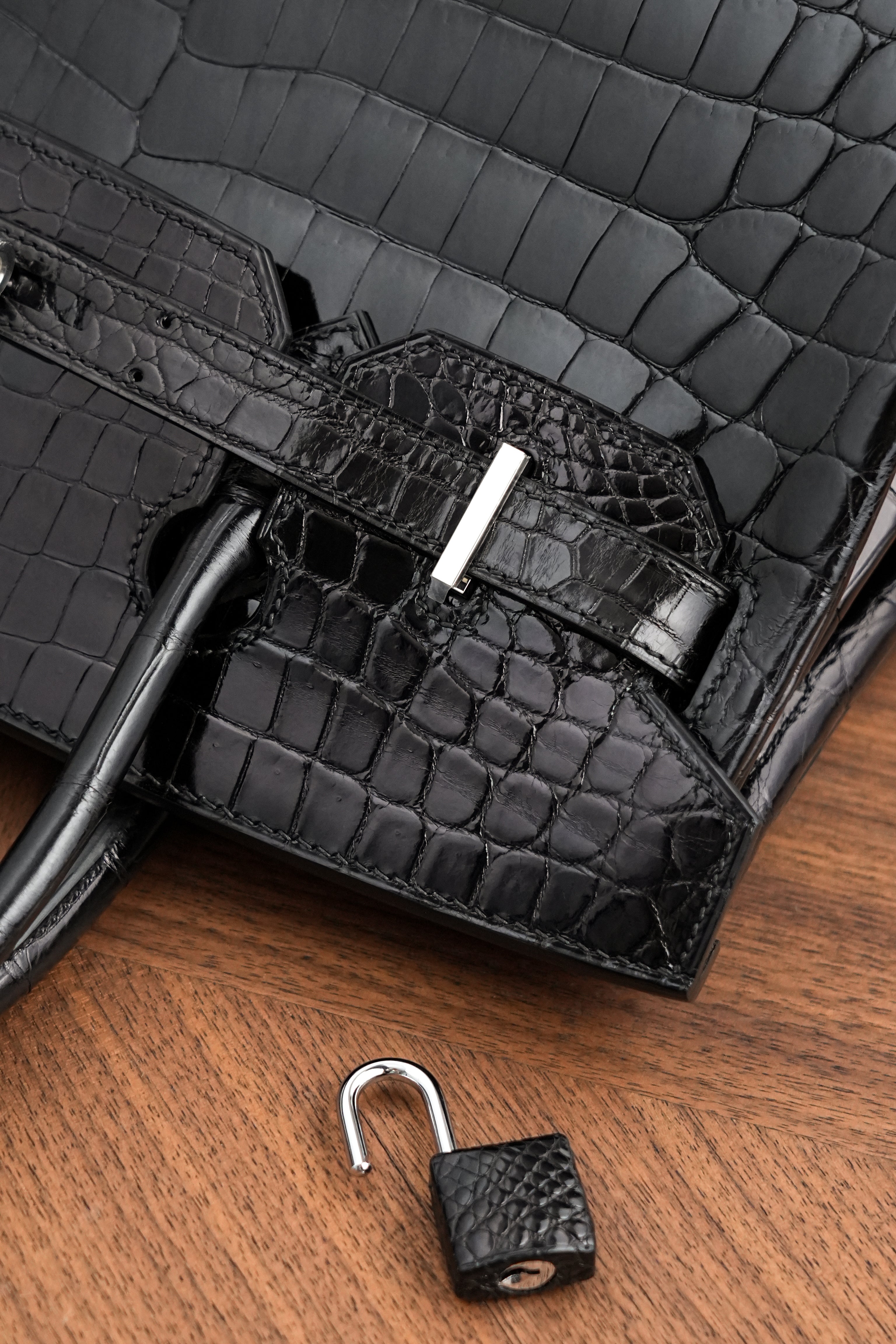 BK-2024 All Handmade Golden / Sliver Hardware Nior Bright surface Nile crocodile leather