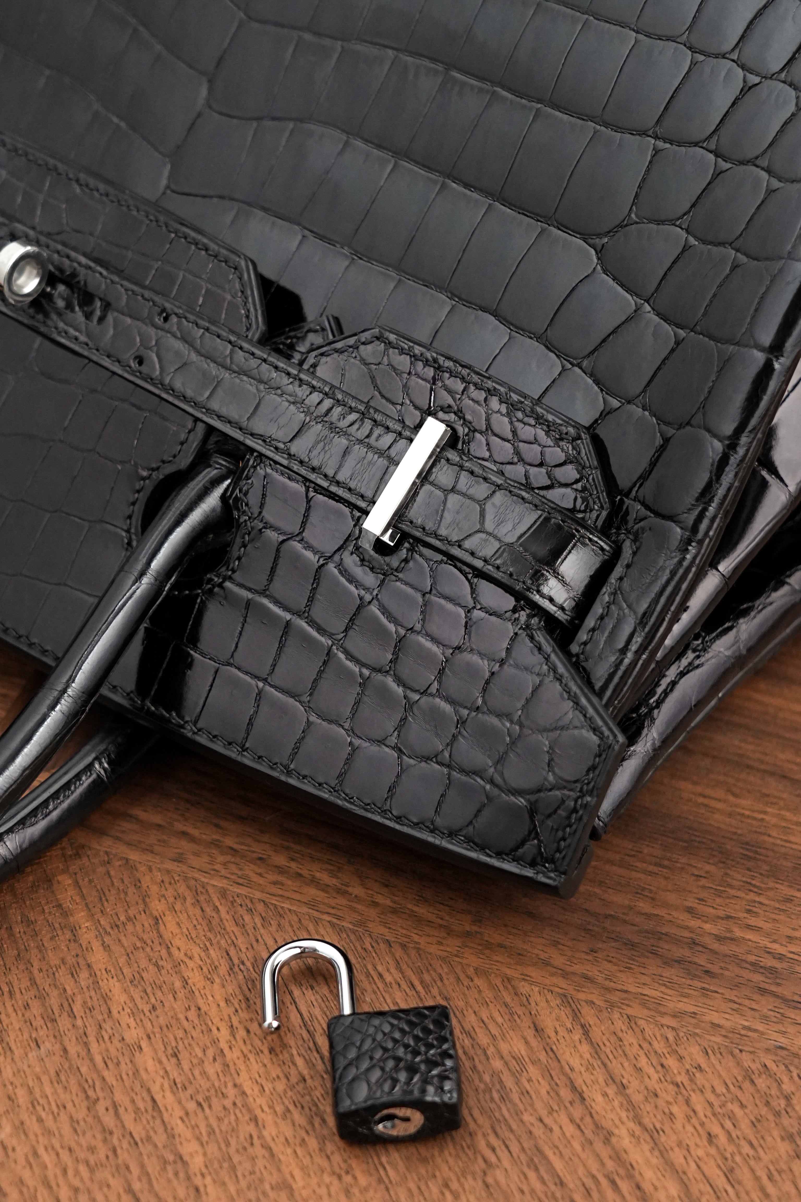 BK-2024 All Handmade Golden / Sliver Hardware Nior Bright surface Nile crocodile leather
