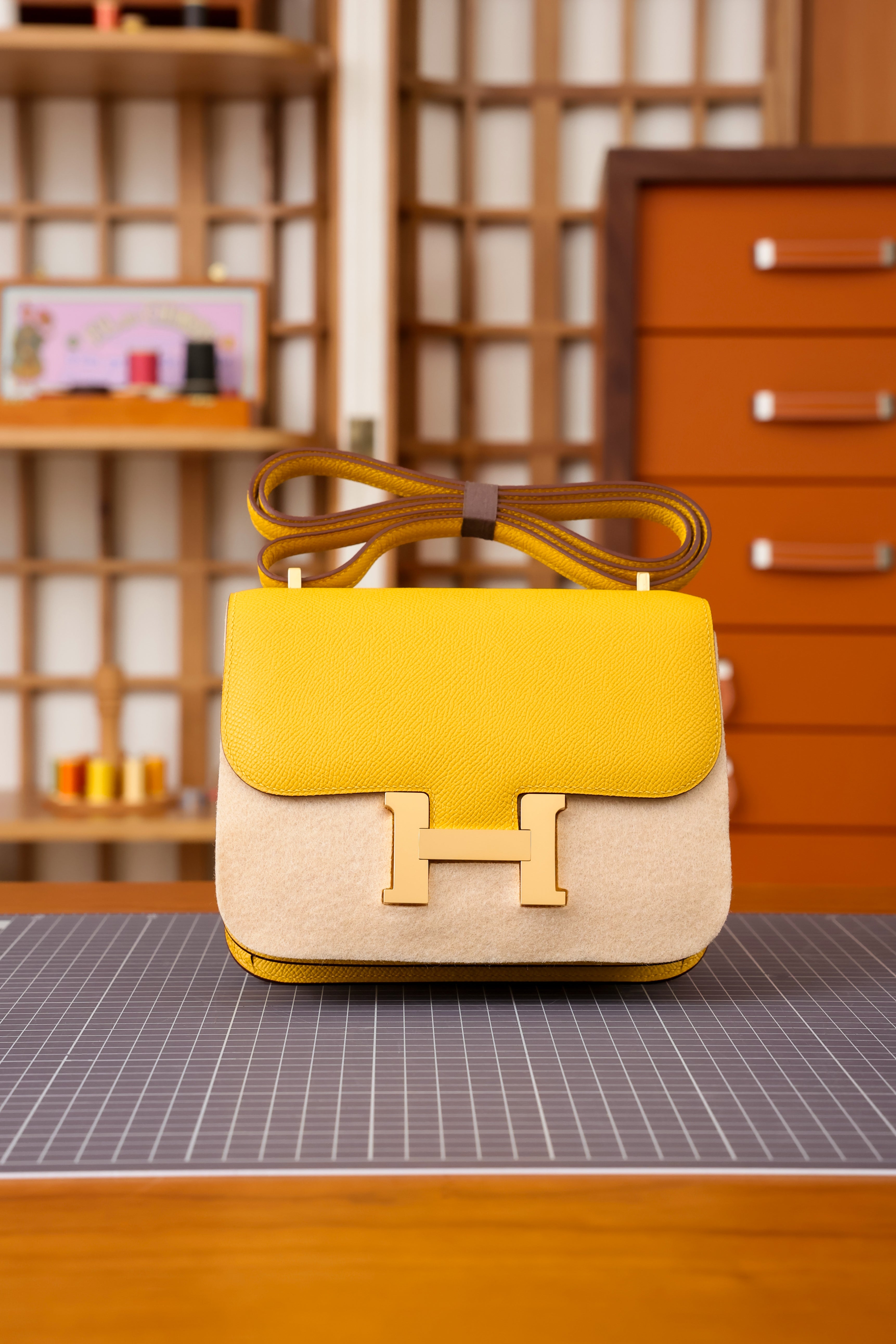 Constance- All Handmade Golden / Sliver Hardware Miel Ep eather