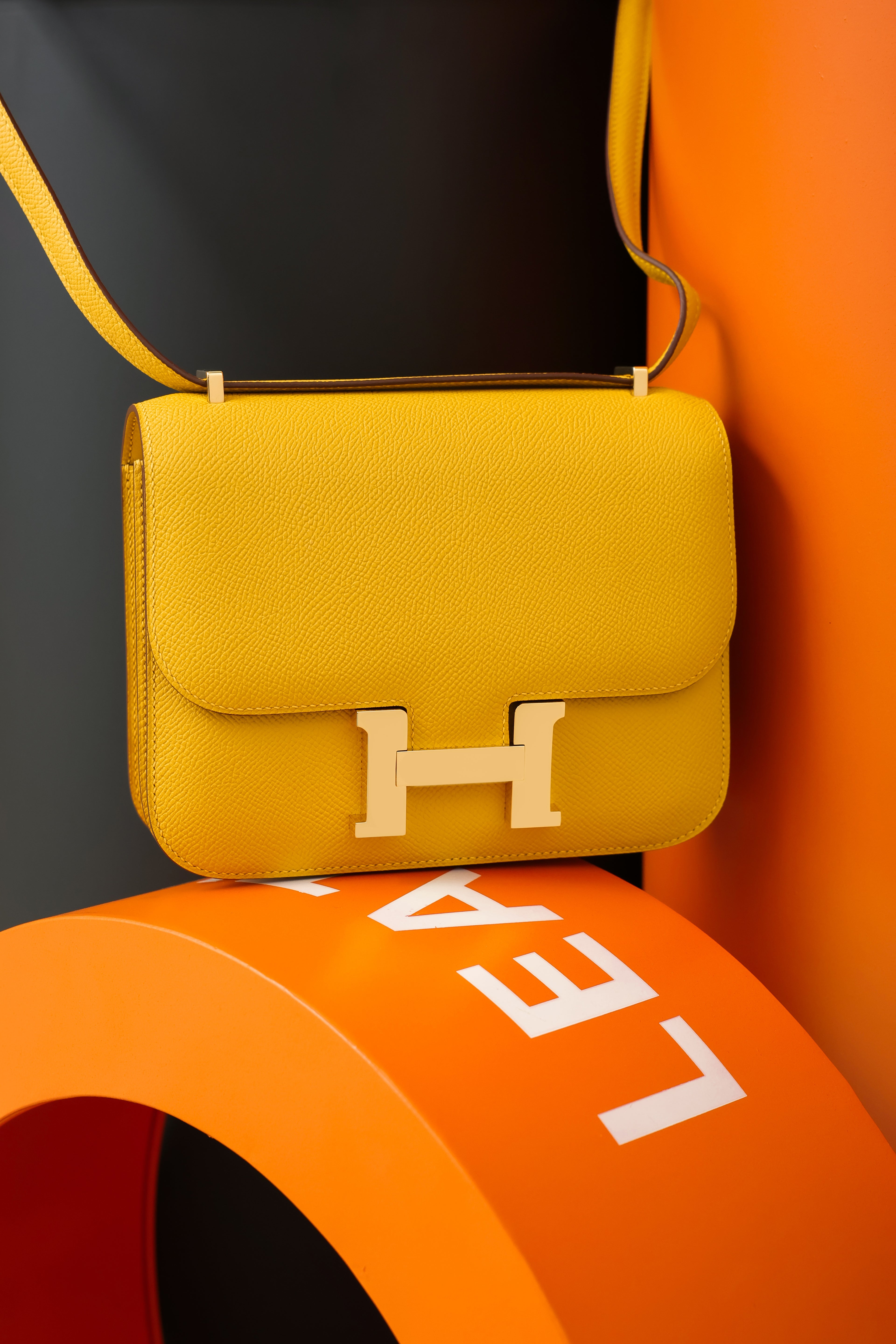 Constance- All Handmade Golden / Sliver Hardware Miel Ep eather