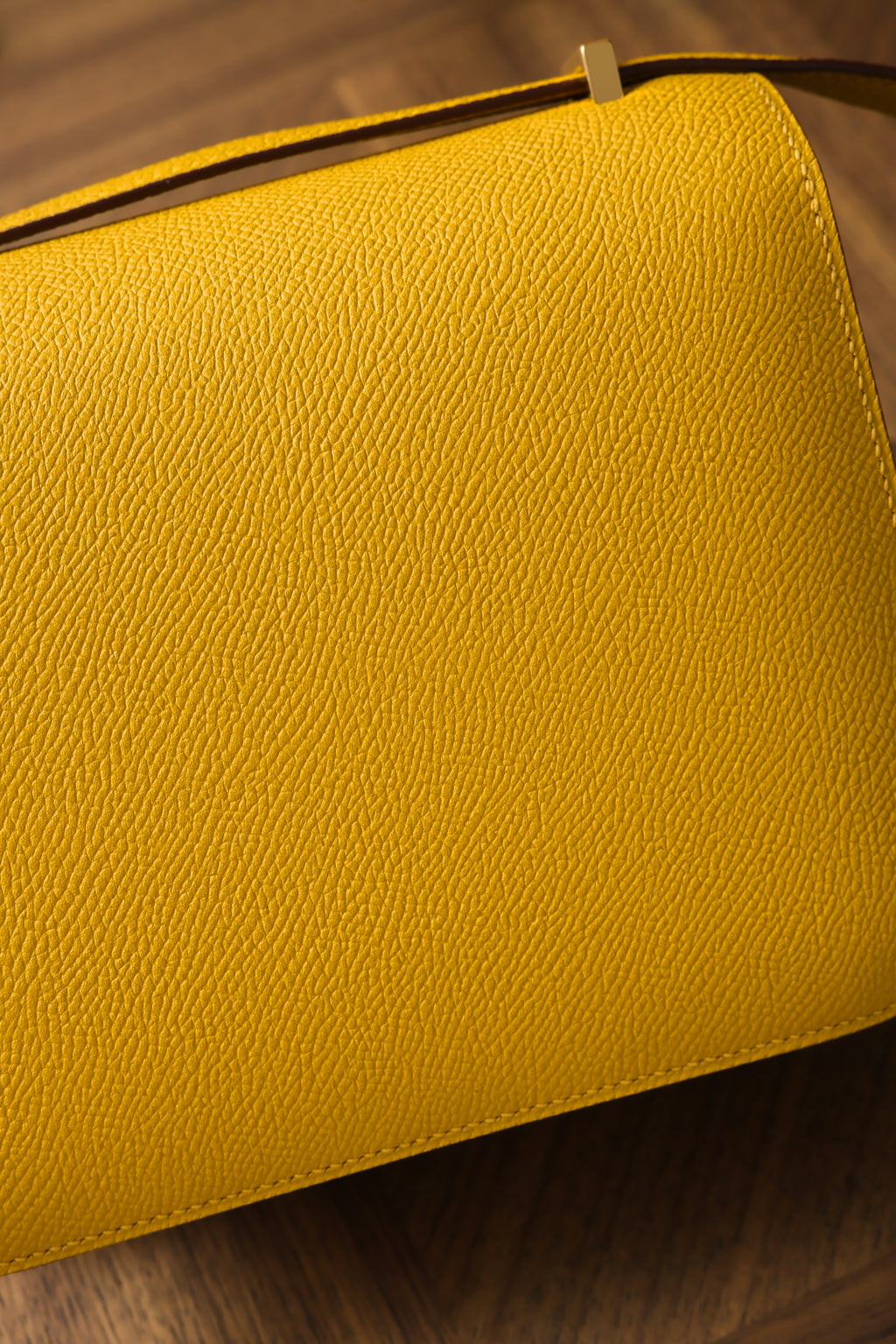 Constance- All Handmade Golden / Sliver Hardware Miel Ep eather