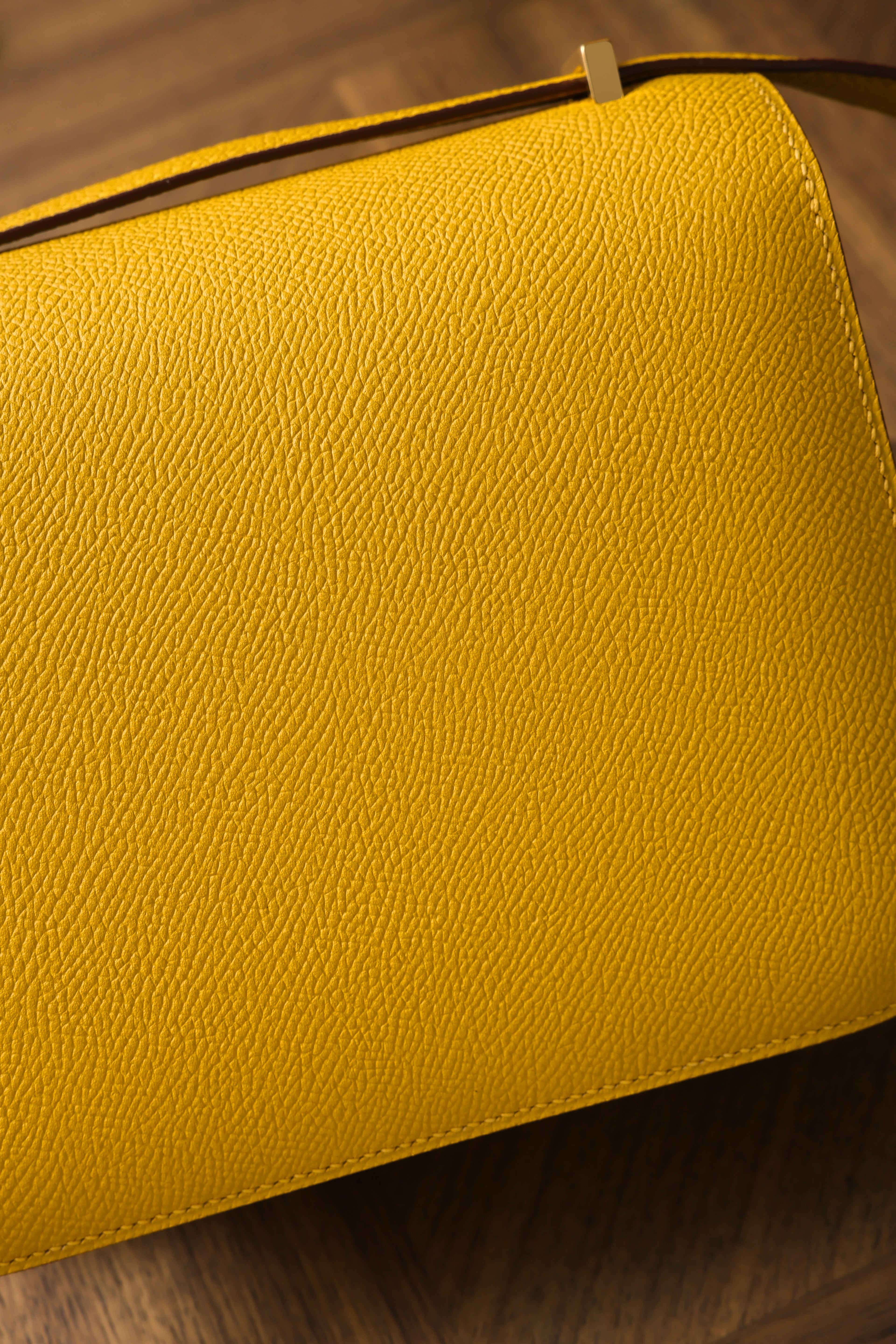 Constance- All Handmade Golden / Sliver Hardware Miel Ep eather