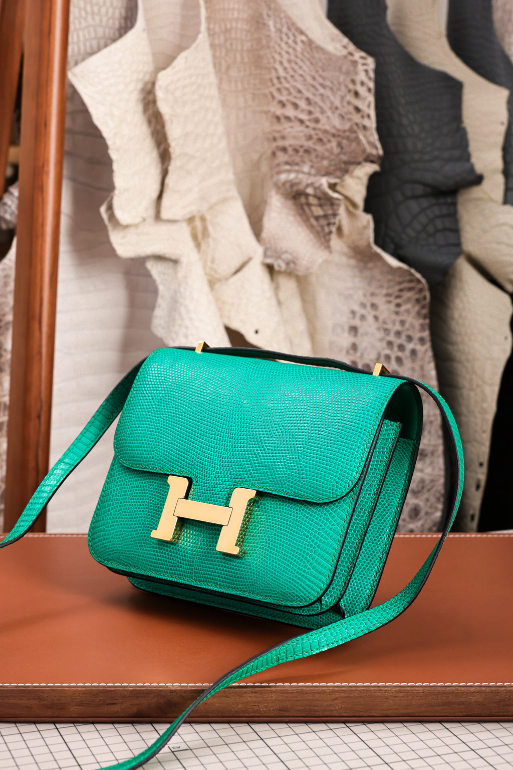 Constance- All Handmade Golden / Sliver Menthe lizard leather